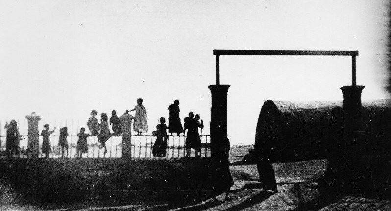 Mass Grave in Jewish Cemetery Baghdad Infocenters.co.il